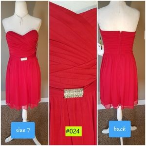 NWT Strapless red dress